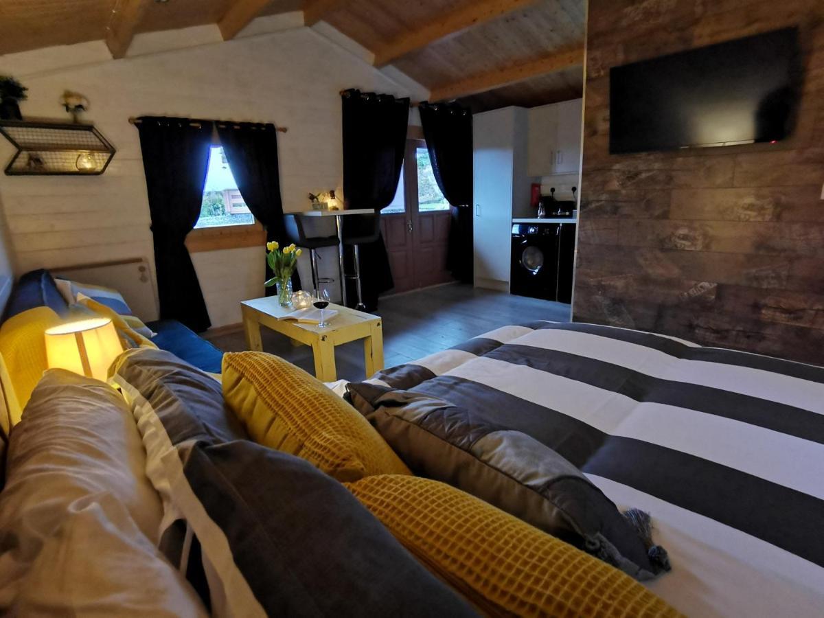 Westport Country Chalets Екстериор снимка