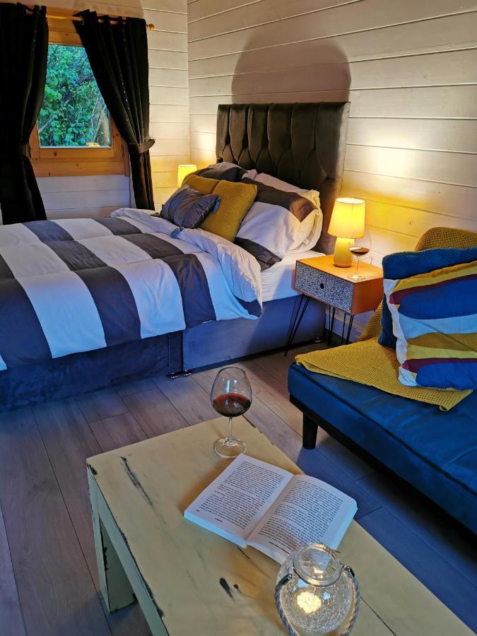 Westport Country Chalets Екстериор снимка