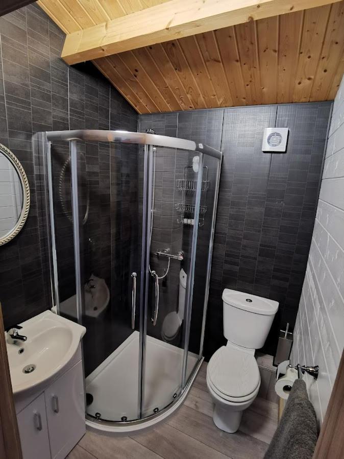 Westport Country Chalets Екстериор снимка